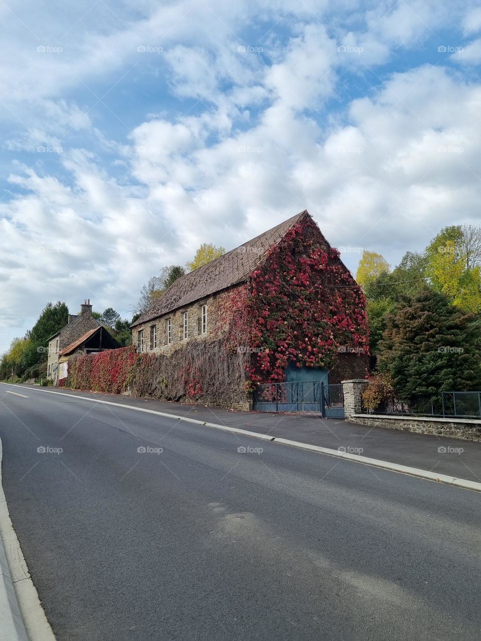 house - pont d'Ouilly