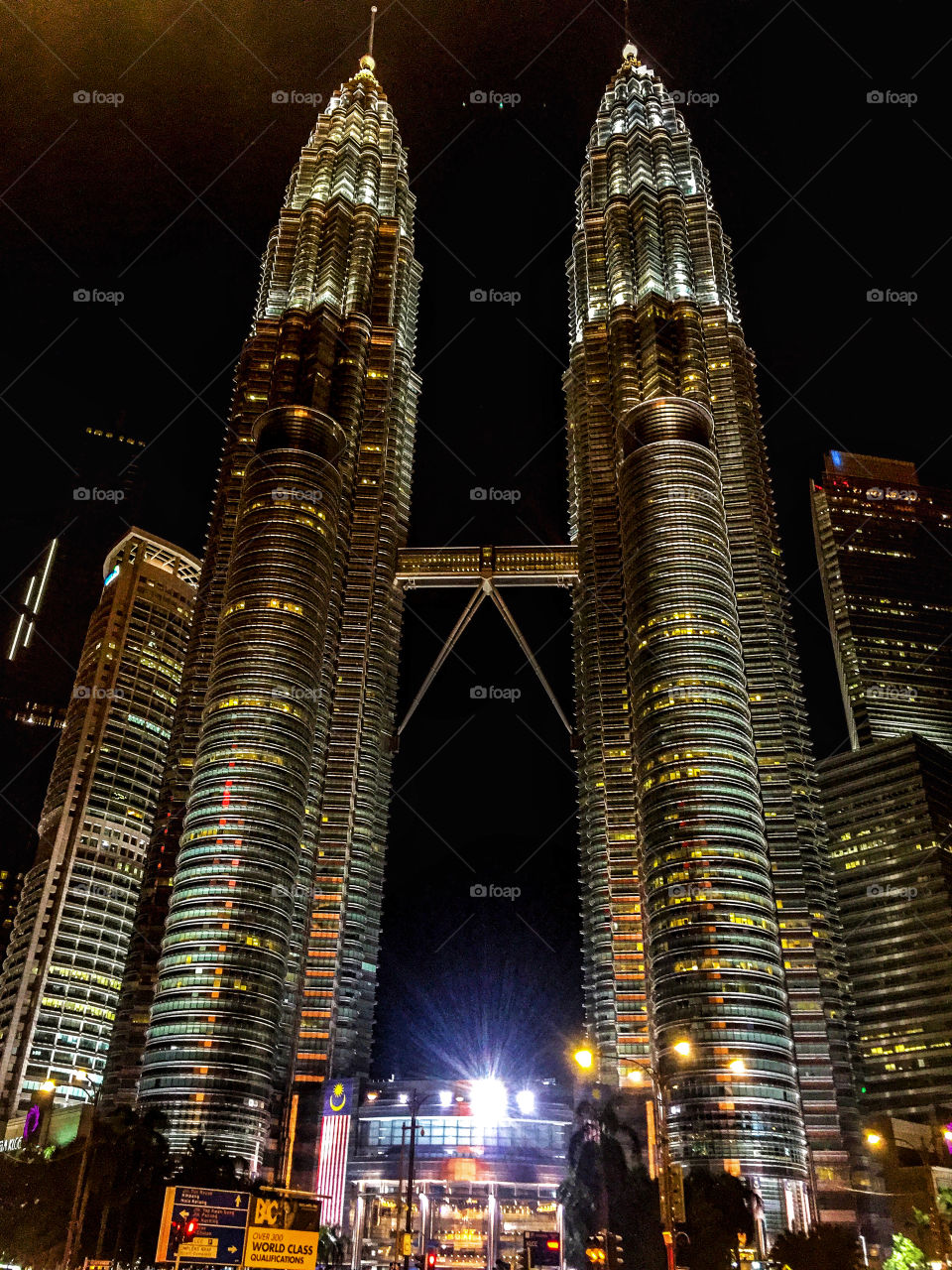 Twin Tower Petronas Kuala Lumpur night shot with Iphone 6 Plus