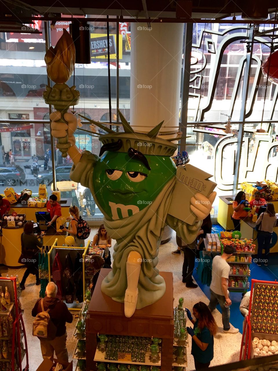 M & M World 