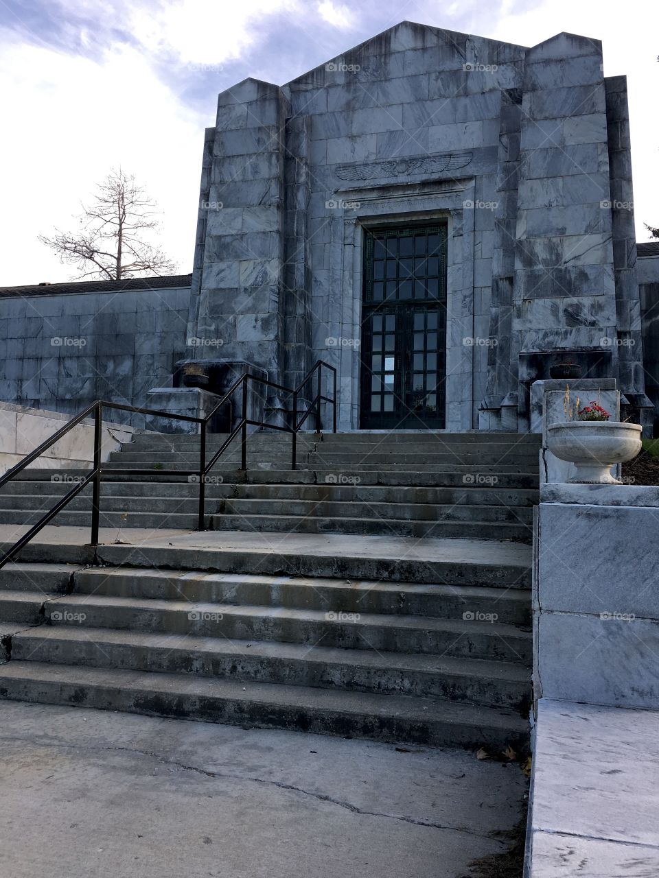 Mausoleum 