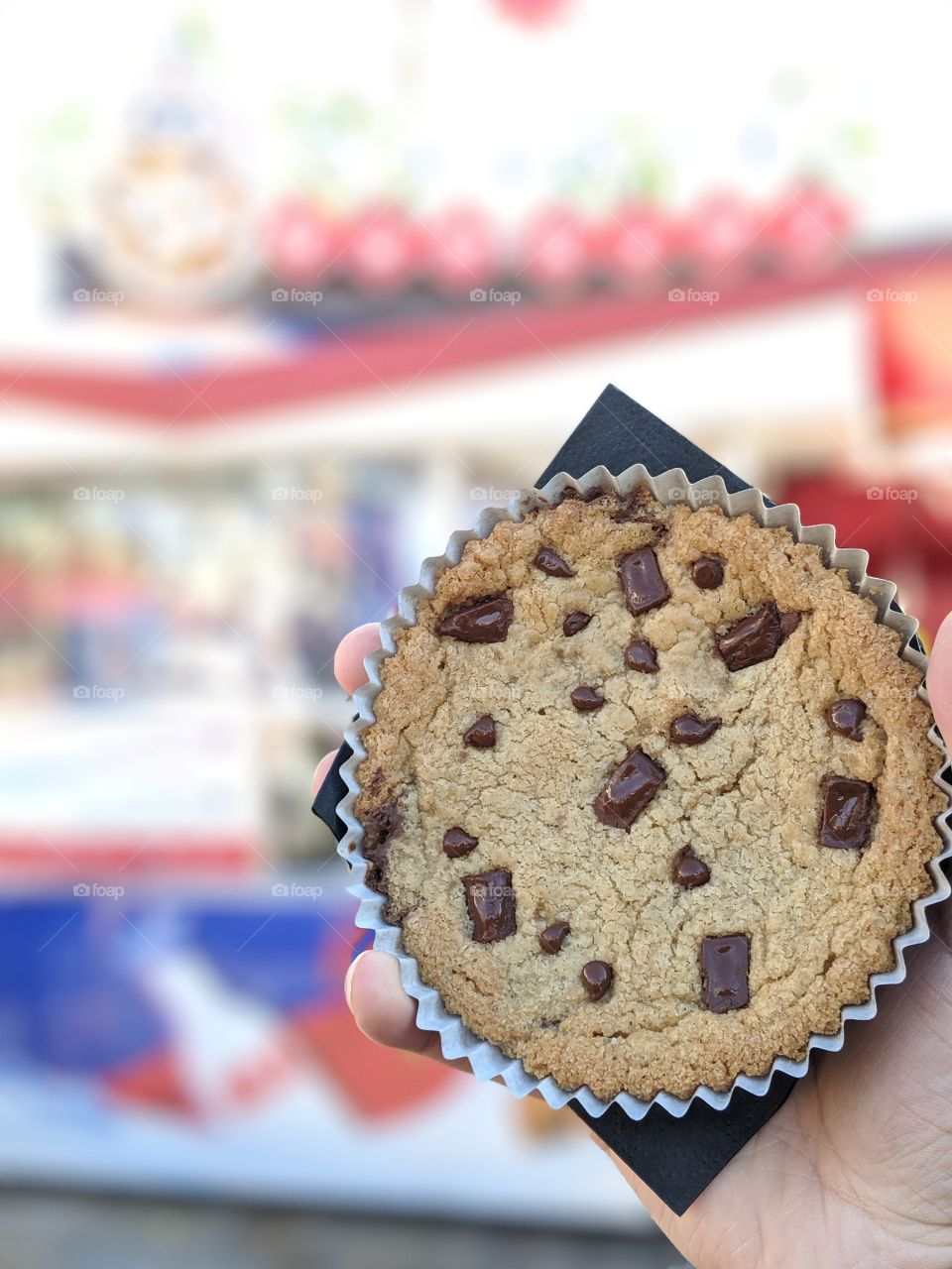 chocolate chip cookie giant