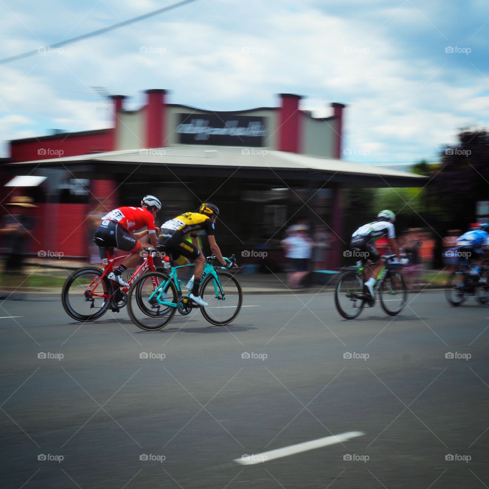 Competitors in the Cadel Evans UCI Road Race, Geelong 2018