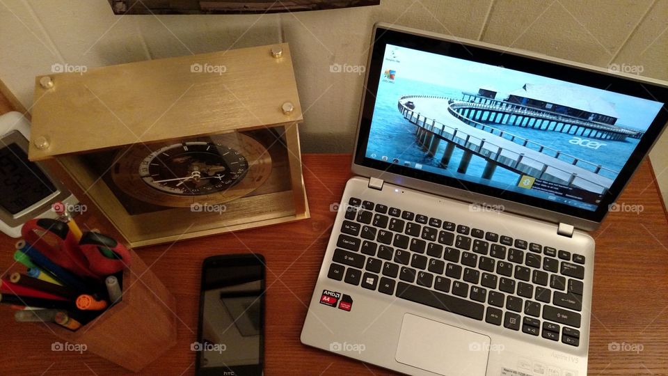 nice and neat work space