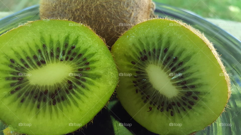kiwi closeup