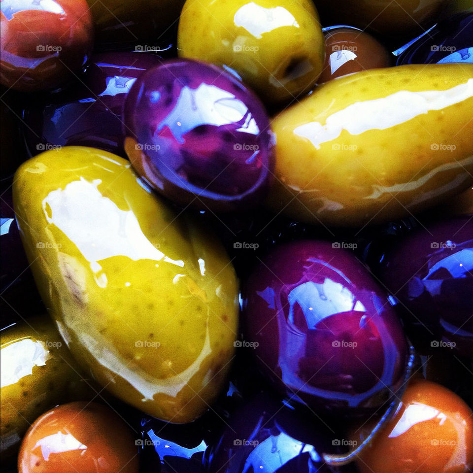 green oil olives kalamata by studiobk