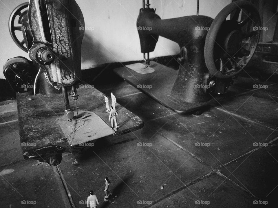 The world of Liliput, sewing machine