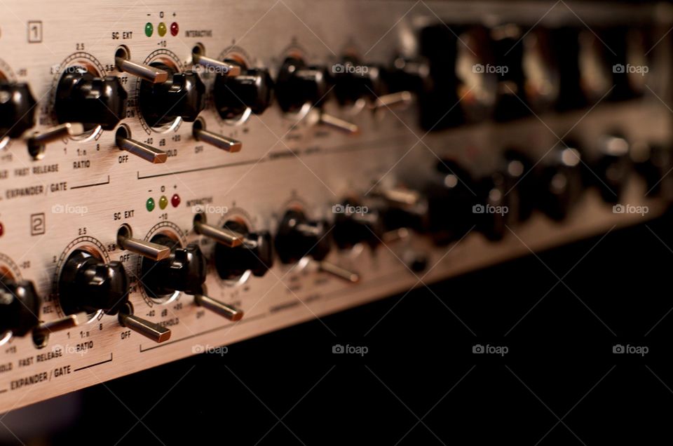 Audio compressor