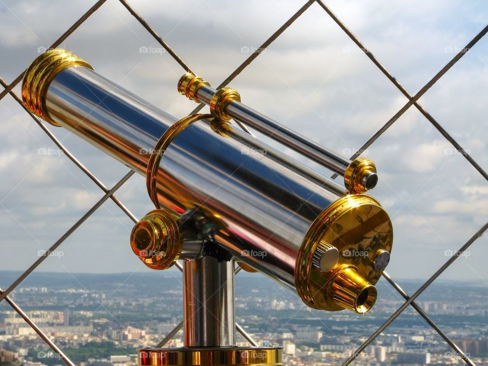telescope , view, Eiffel Tower, Paris , observation deck , spectacular, brilliant, metallic 