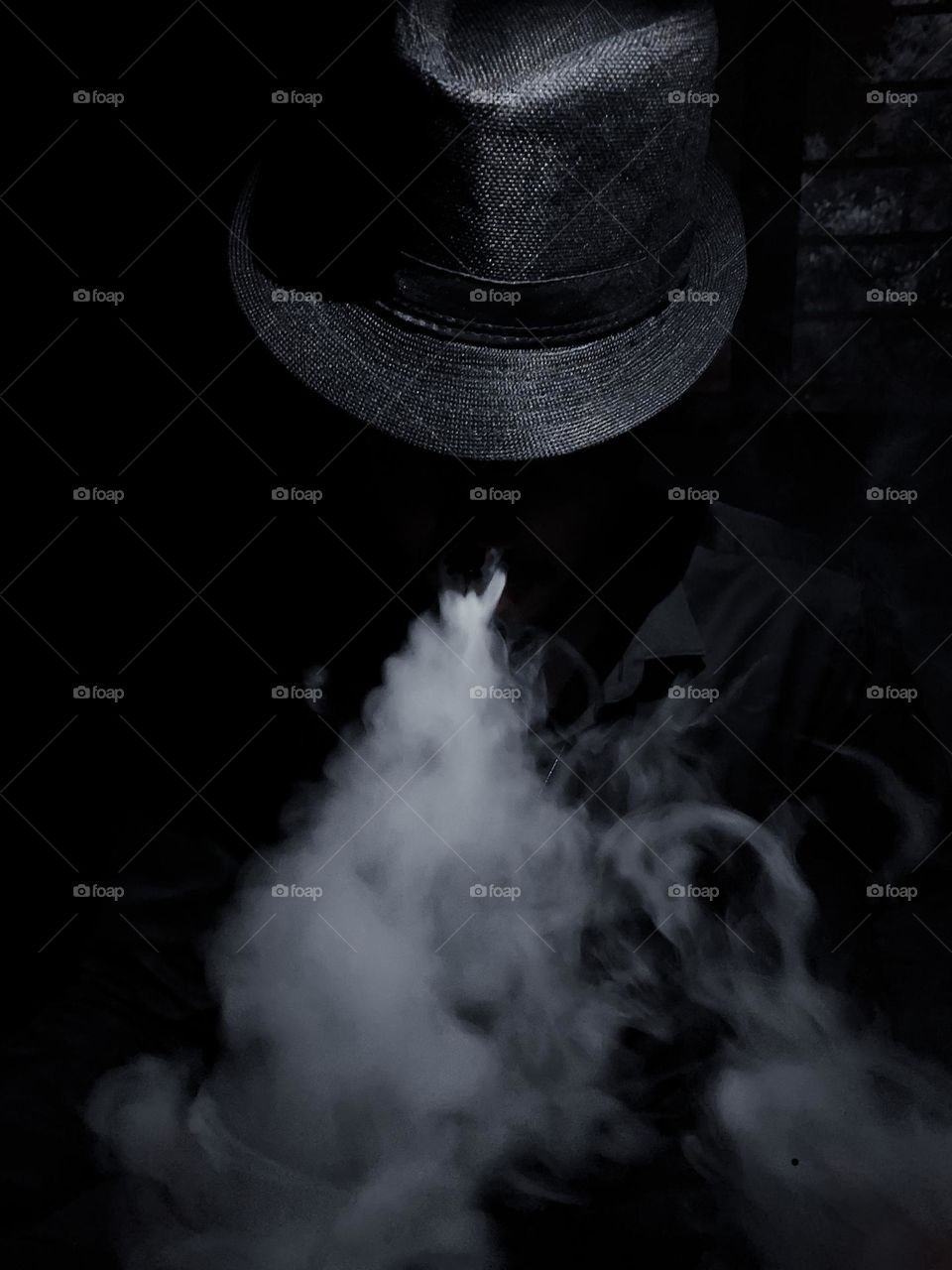 Smoker with cap