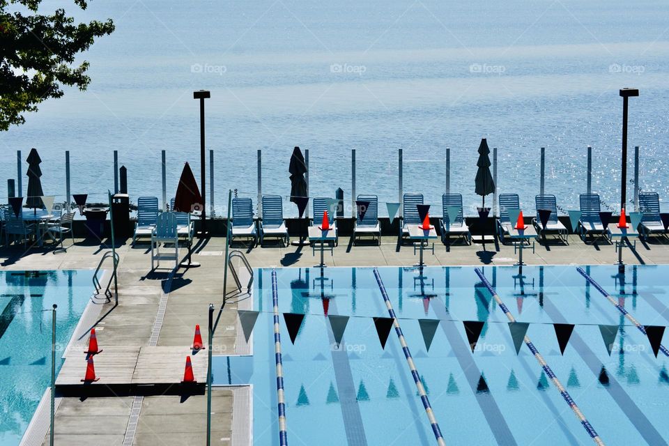 Pool with a view 