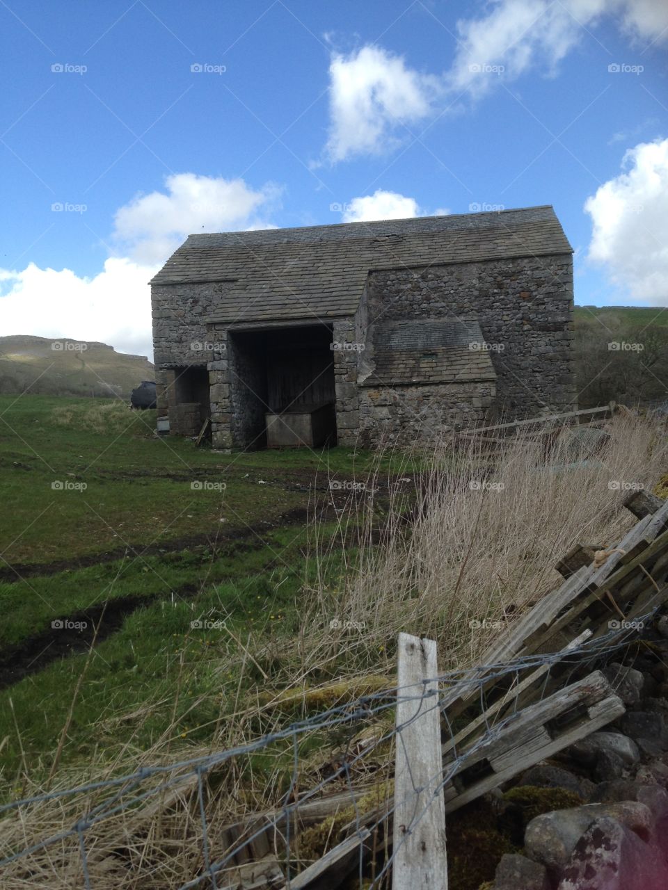 The old barn on the moors