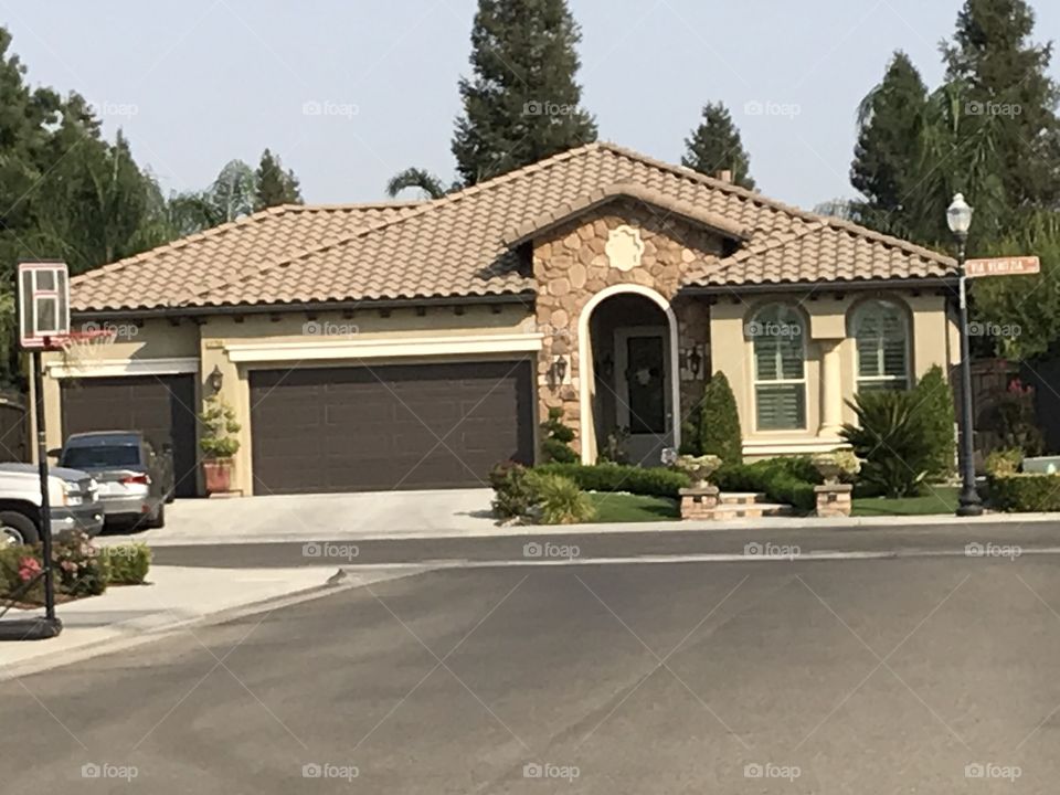 A beautiful house in an upscale part of the city.