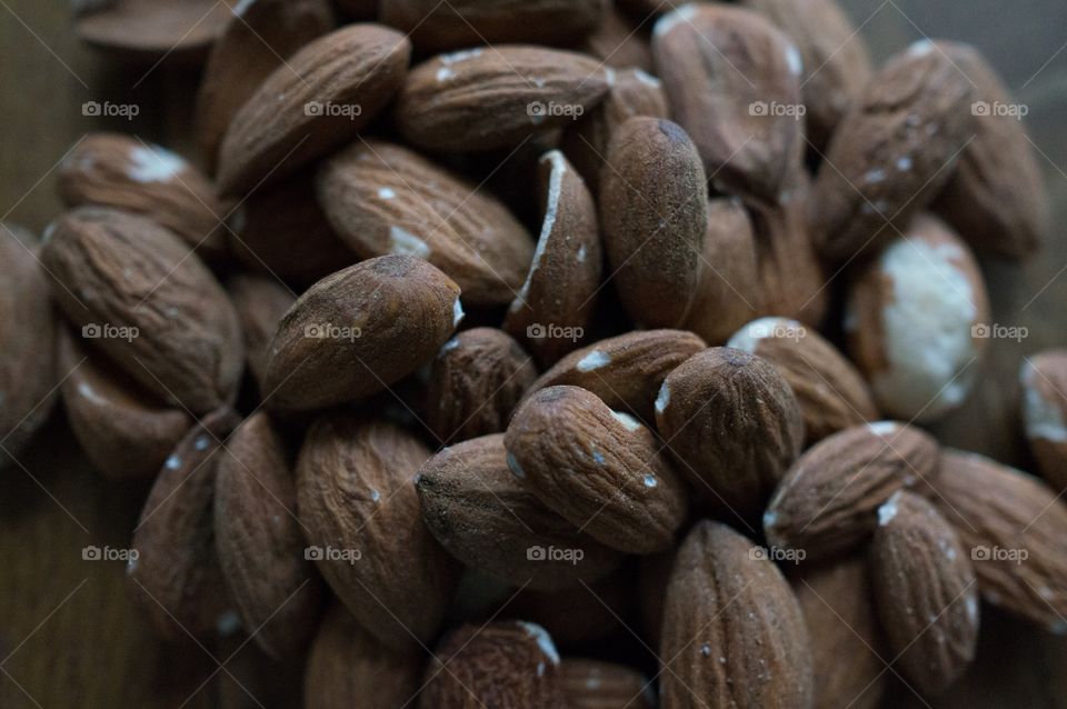 Almonds 