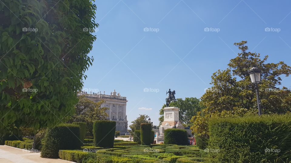 Garden in front of the Royal Palace of Madrid.