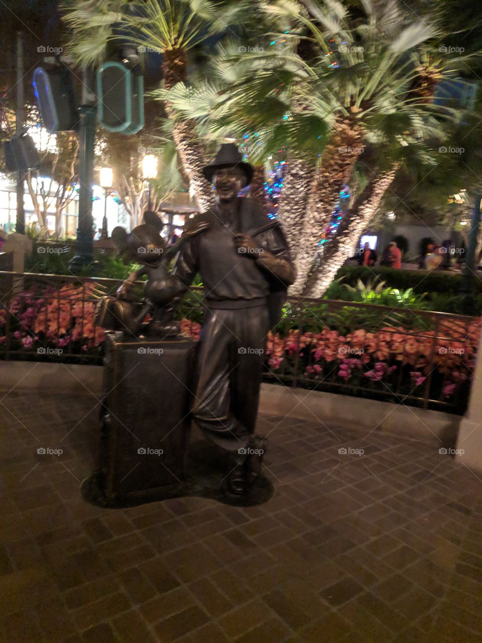 Walt Disney and Mickey mouse statue