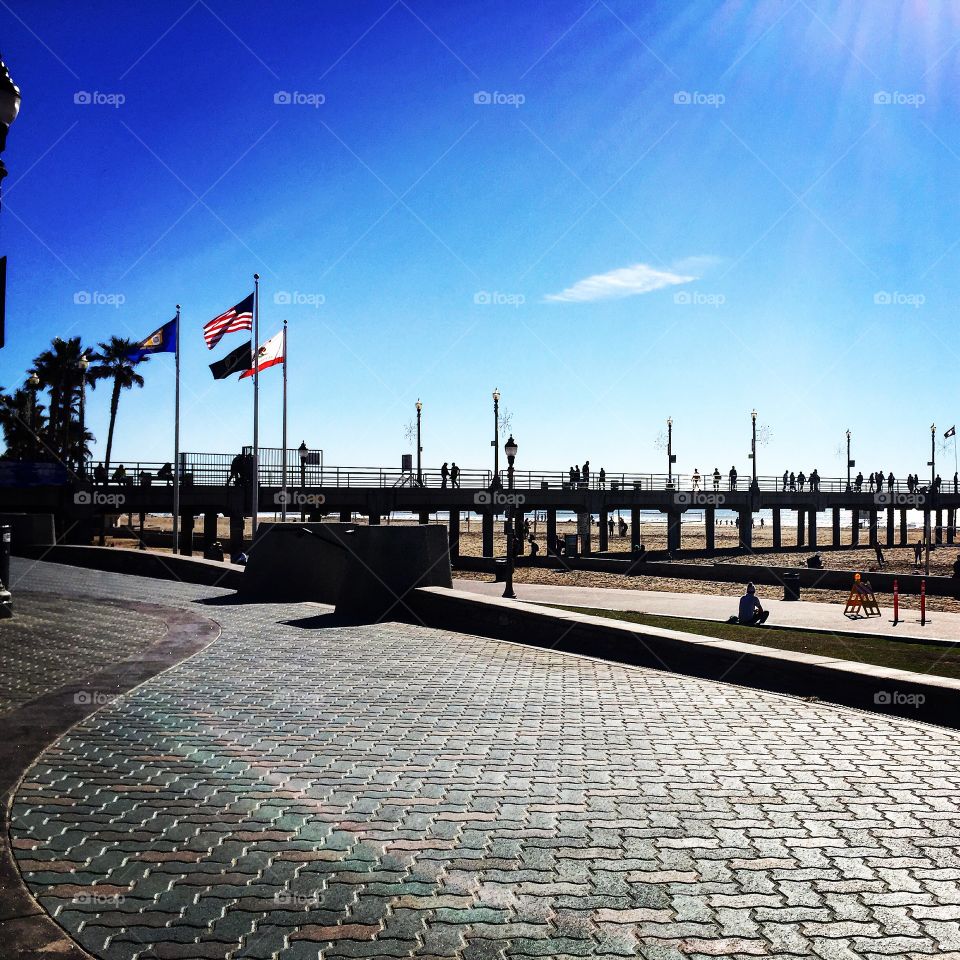 Huntington Beach Pier plaza