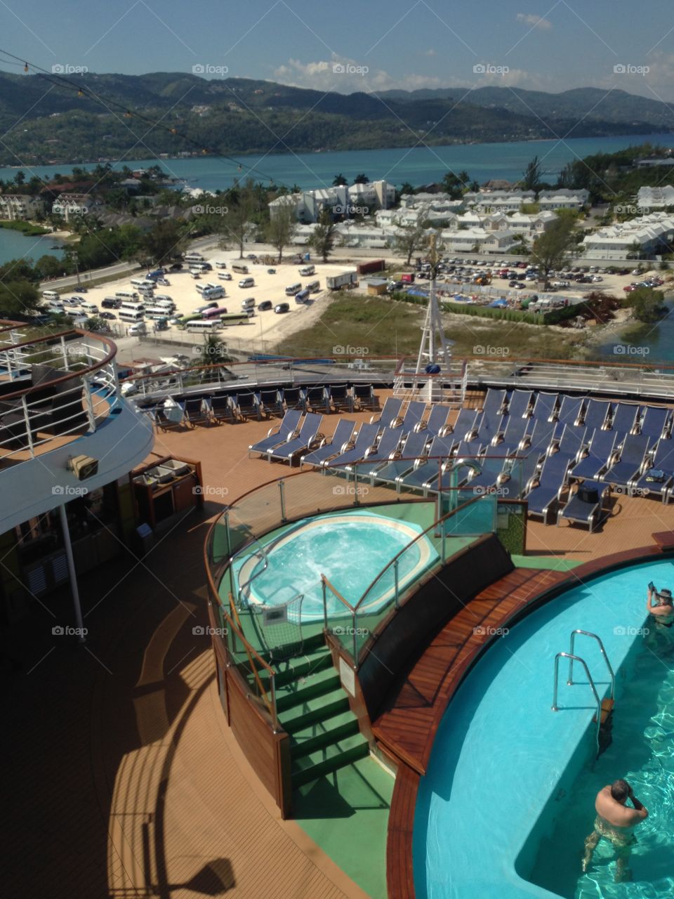 Cruise ship pool