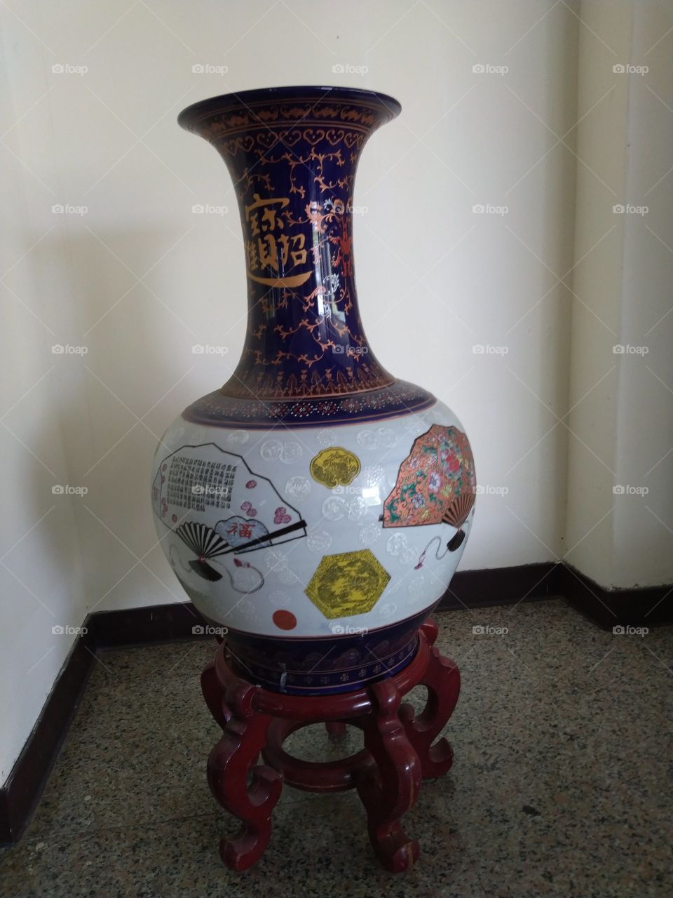 a colourful taiwanes jar