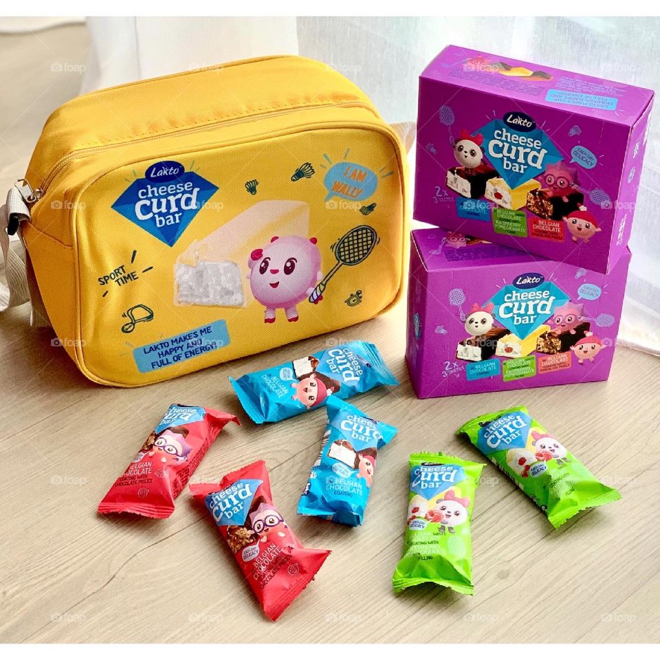 Lakota cheese curd bards suitable for children in 3 different flavours 