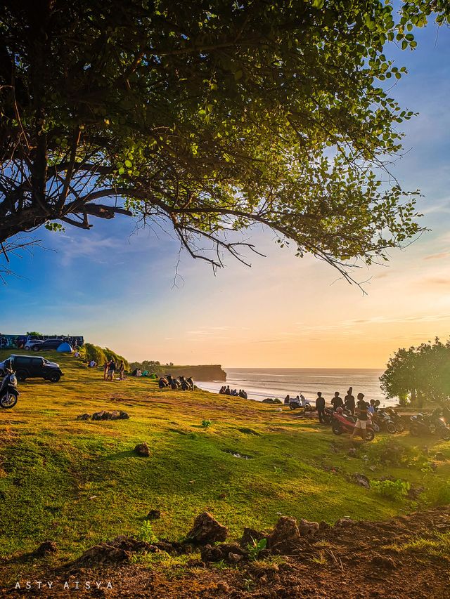 sunset in bali