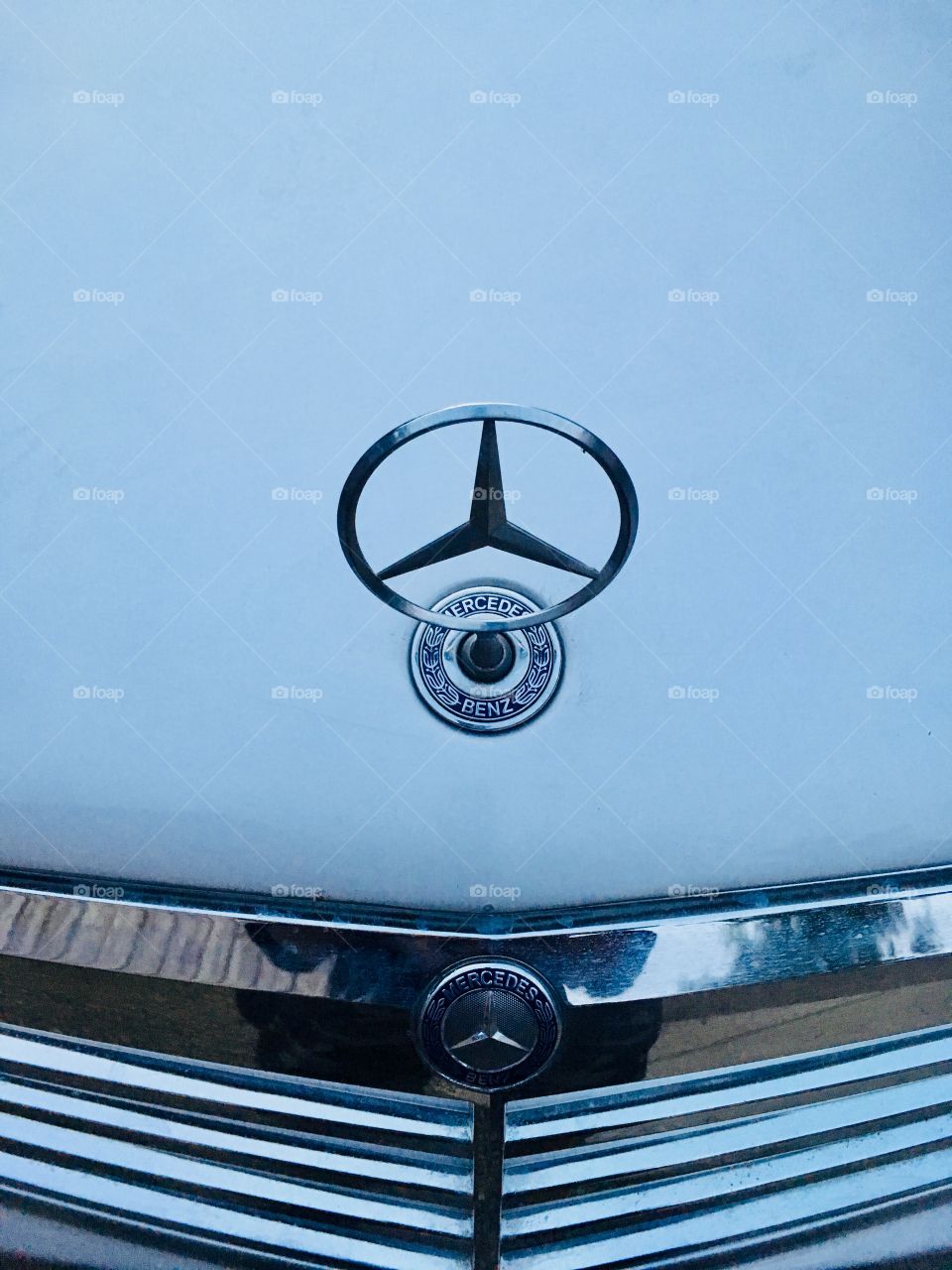 Mercedes logo 