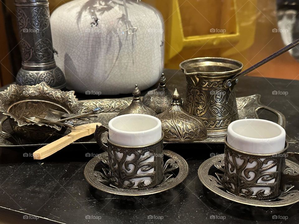 The Stylish Secrets of Café Interiors - The key pillars of a cafe are location, good price, good service, and interior design such as the wall colors, tables, chair designs, and various music give it personality