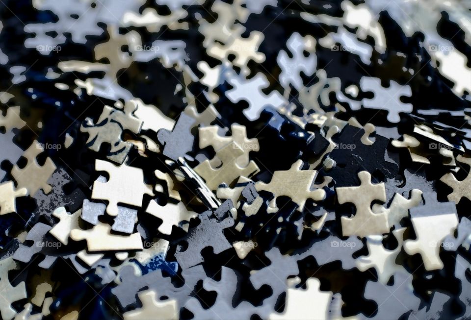 Black puzzle pieces