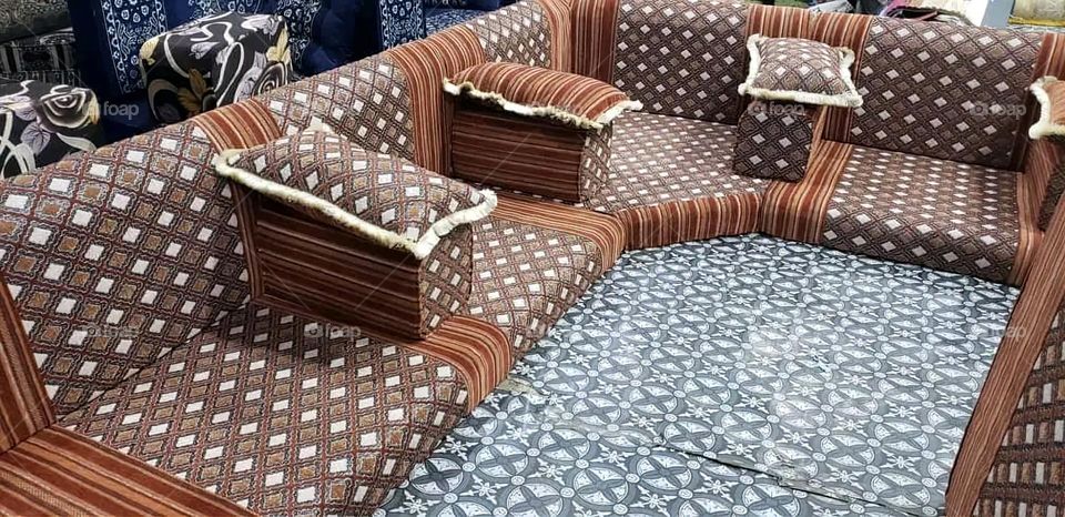 A very beautiful picture, and there is no better picture than it. There is no better picture of green herbs and colorful, red and white roses than it. Glory be to God, the natural and picturesque view, and there is no more