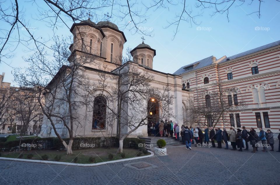 Radu Voda Monastery with believers at the liturgy