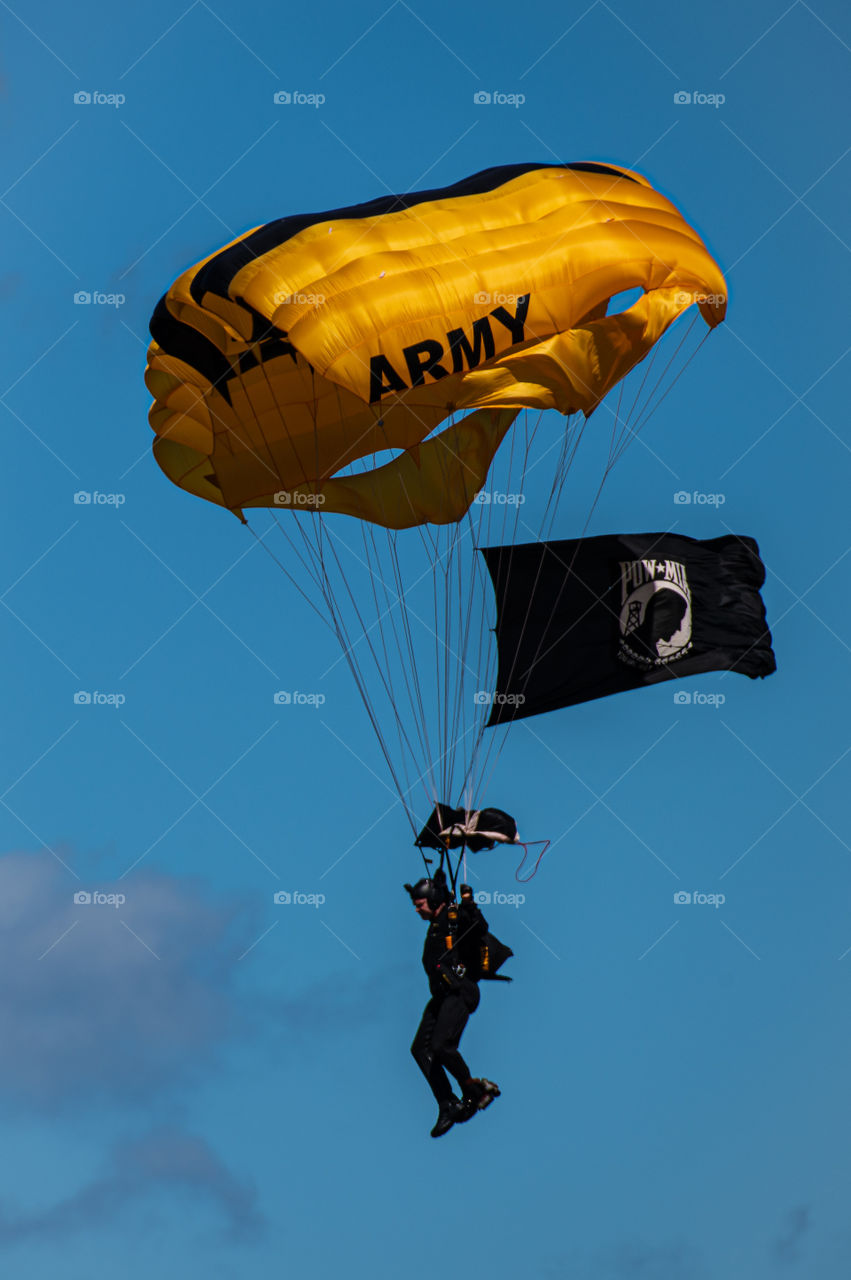 Army Airborne incoming 