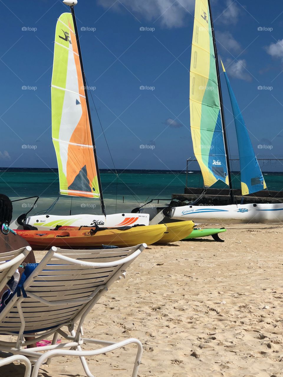 Summertime in December in Ocho Rios Jamaica mann. Every time I look at this pic it reminds me of beautiful summertime and soaking it up. Waters so blue and sand between the toes.....take me back now!