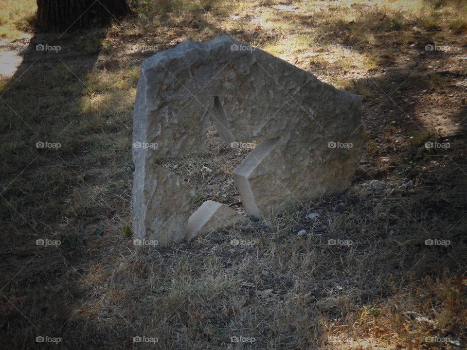 rock star 🌟. This is another picture of the same rock that looks like a star 🌟. 👣 🚶 🏃 🔥 💨