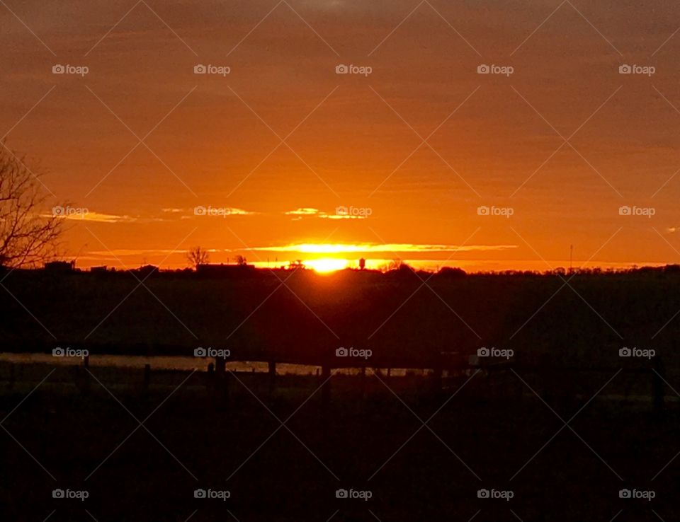 Morning on the horizon 