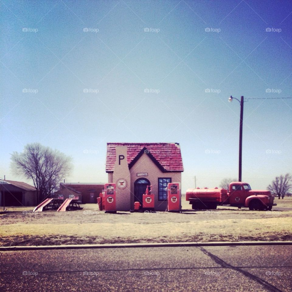 Texas first gas station 