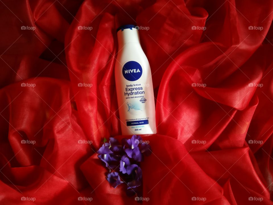 Let's moisturizing with Nivea, smooth , soft , nice smell