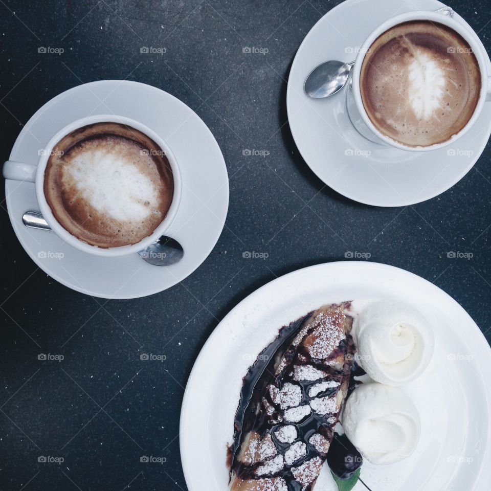 Coffee and apple pie