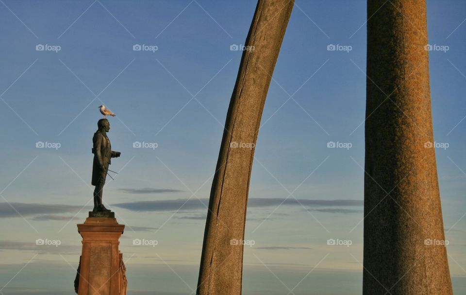 Captain James Cook . Monument to the great Navigator in Whitby 
