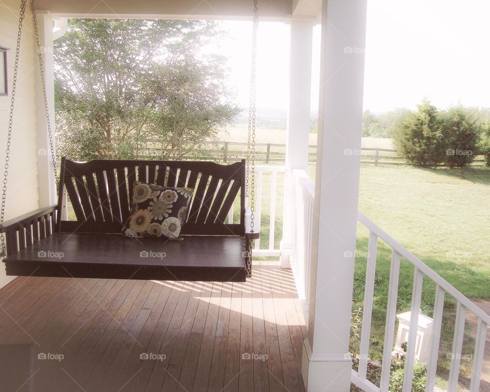 Porch swing