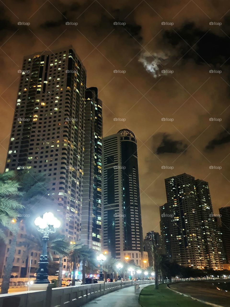 Night clouds hiding the moon 🌙