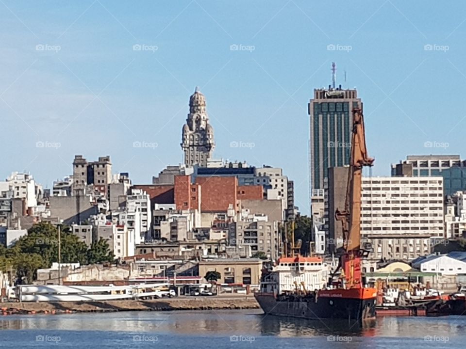 Montevideo.desde el.puerto