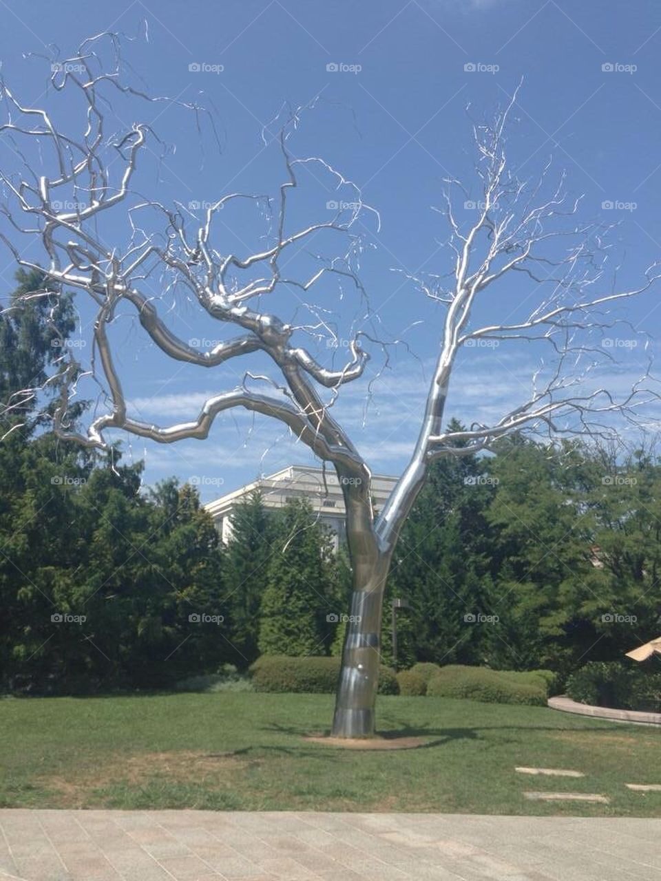 Metal tree 