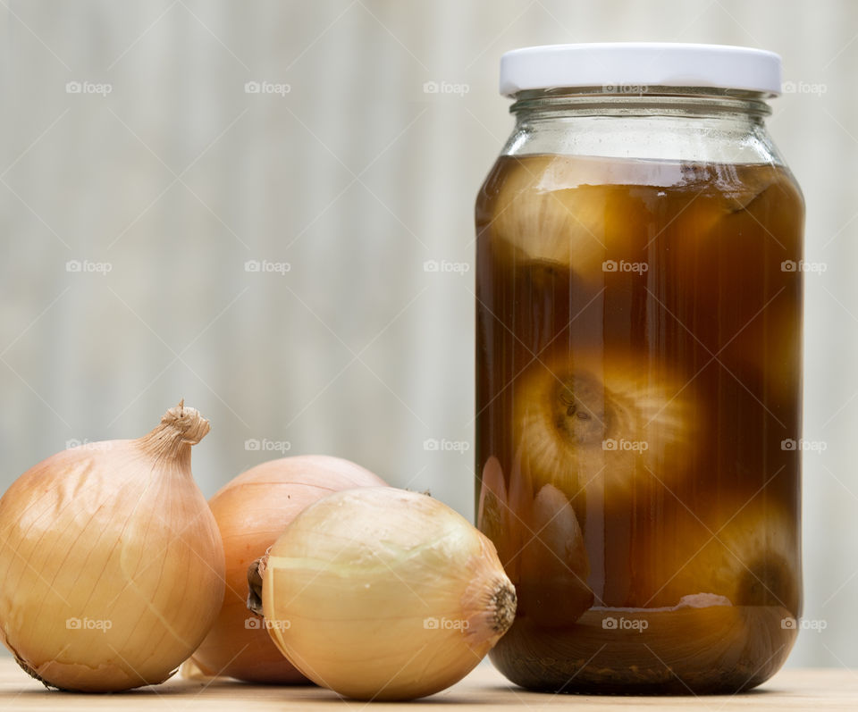 Homemade pickled onions