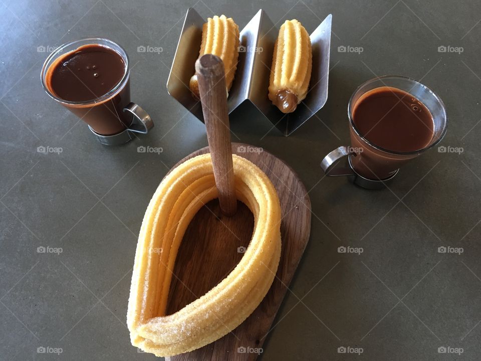 Chocolate with churros 