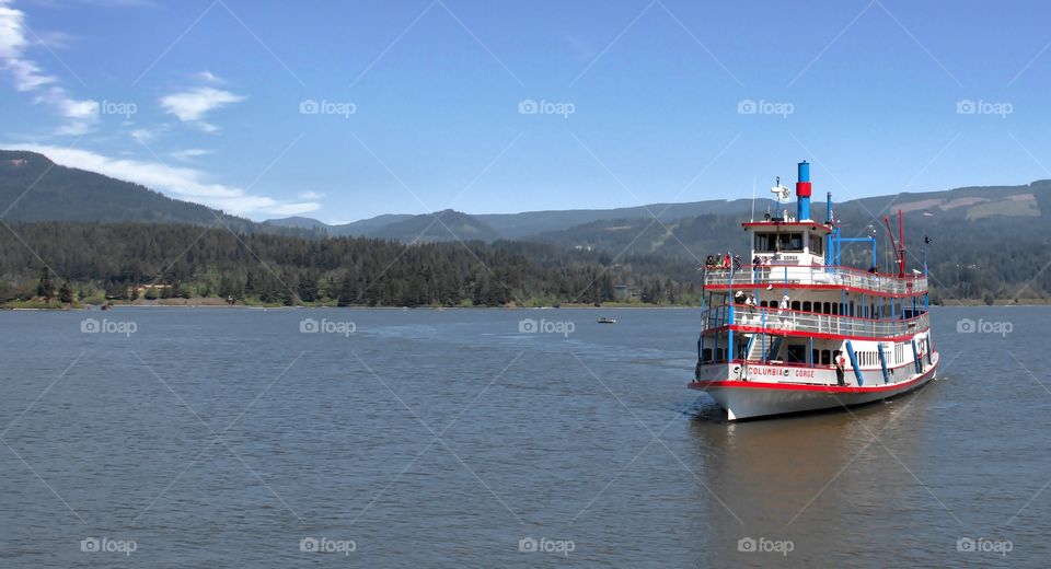 Steamboat on the Columbia River