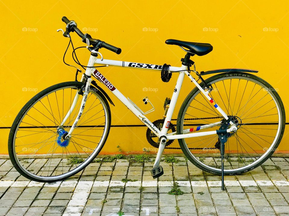 I can’t stop my bicycle 🚲