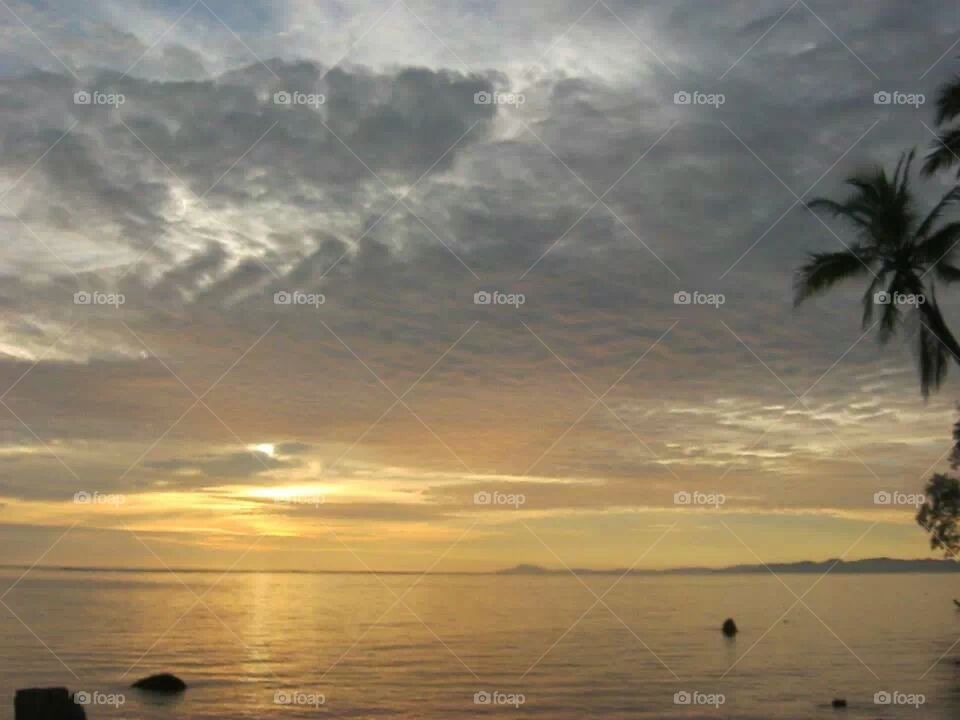 sea sun island cloud by ribbyp