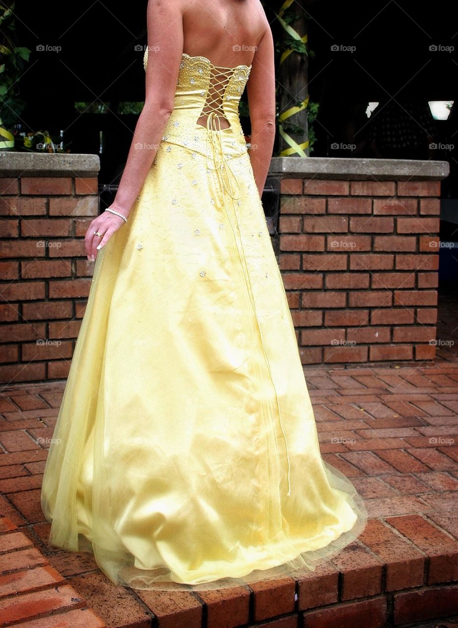 beautiful form in a yellow dress