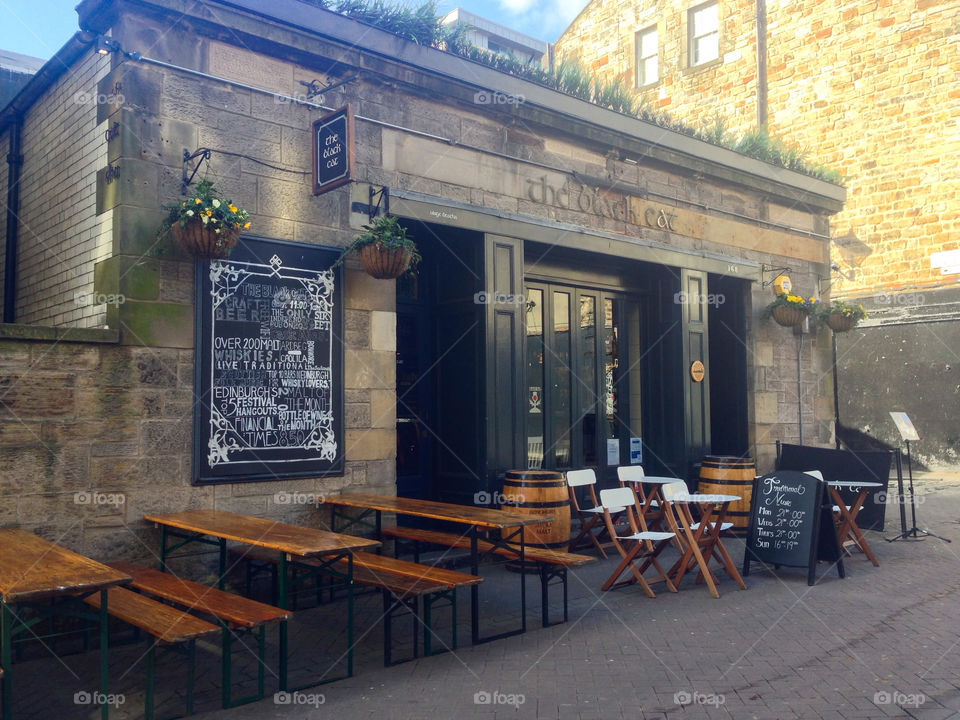 Pub in Edinburgh 