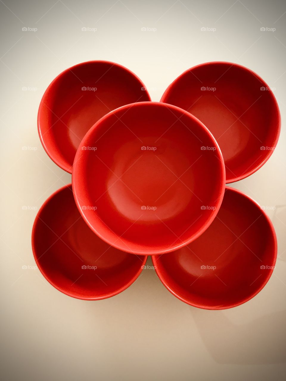 Flower-shaped bowls 