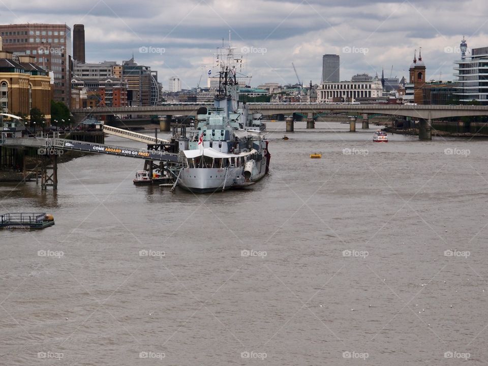 Summer vacation sightseeing in London 